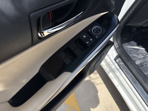 Used 2014 Lexus IS 250 w/ Premium Package RWD image 22