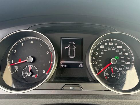 Used 2017 Volkswagen Golf Alltrack S image 26