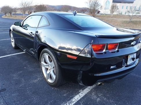 Used 2013 Chevrolet Camaro SS RWD image 9