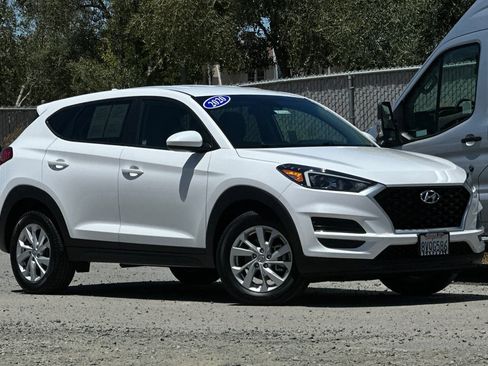 Used 2020 Hyundai Tucson SE FWD image 2