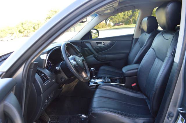 Used 2015 INFINITI QX70 AWD w/ Premium Package image 8