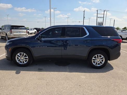 Certified 2023 Chevrolet Traverse LS FWD image 6
