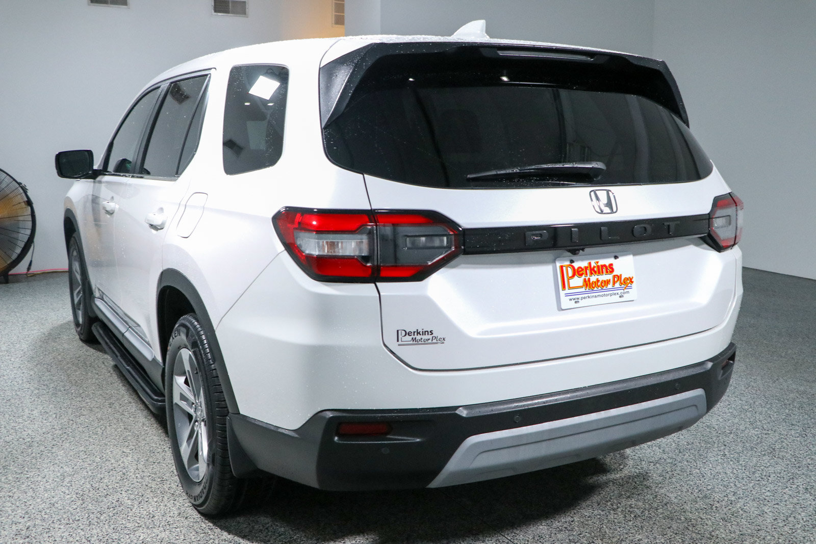 Used 2023 Honda Pilot EX-L image 9