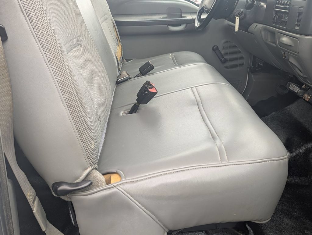 Used 2004 Ford F450 XL RWD image 18