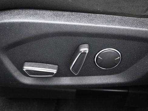 Certified 2019 Ford Fusion SE FWD image 10