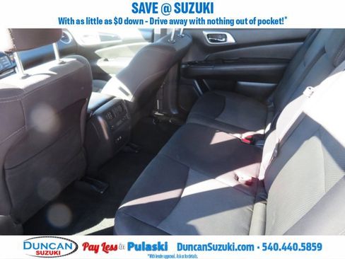 Used 2019 Nissan Pathfinder SV image 13