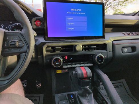 Used 2025 Toyota Tacoma TRD Pro image 17