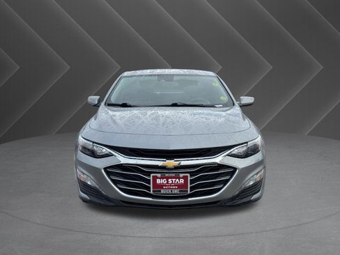 Used 2024 Chevrolet Malibu LT image 3