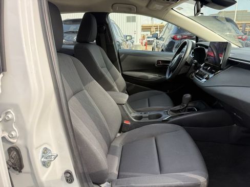 Used 2024 Toyota Corolla LE FWD image 27