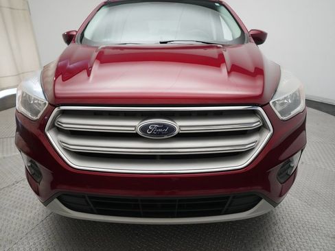 Used 2018 Ford Escape SE w/ SE Sync 3 Package AWD/4WD image 22