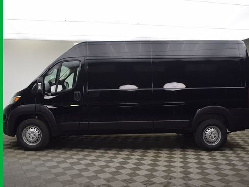New 2026 RAM ProMaster 2500 w/ Convenience Group image 14