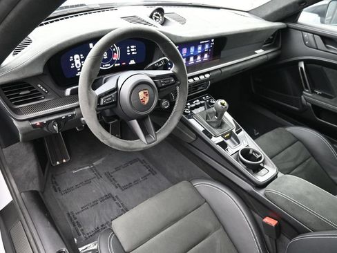 Certified 2026 Porsche 911 GT3 w/ Weissach Package RWD image 4