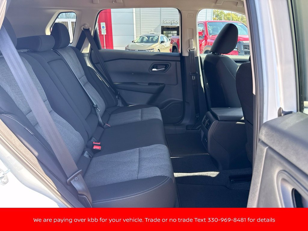 New 2027 Nissan Rogue SV w/ Cold Weather Package AWD/4WD image 33