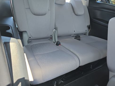 Used 2020 Honda Odyssey EX image 12