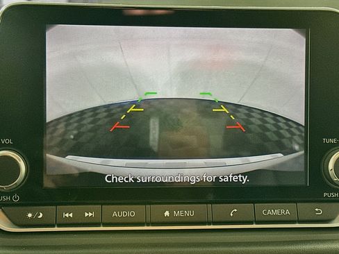 Used 2023 Nissan Rogue SV FWD image 22