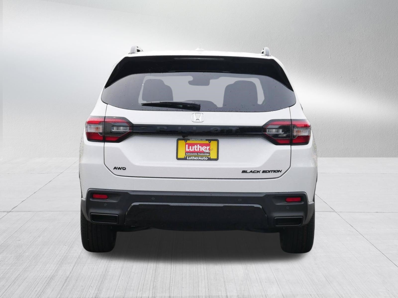 New 2026 Honda Pilot Black Edition image 6