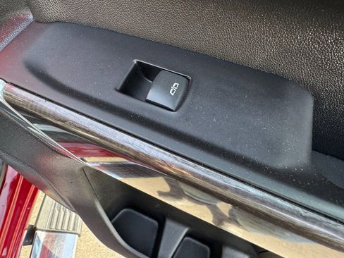 Used 2020 Chevrolet Silverado 2500 LTZ w/ LTZ Convenience Package image 40