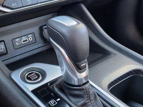 Used 2024 Nissan Sentra SV image 25