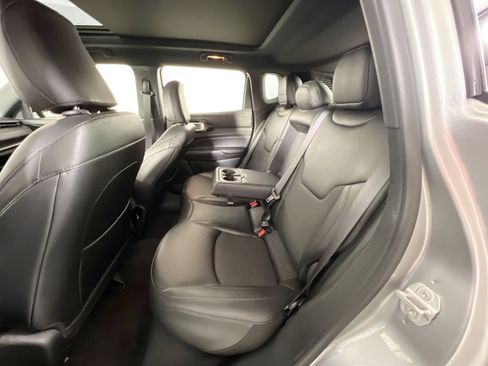 Used 2022 Jeep Compass Altitude w/ Sun and Sound Group image 25