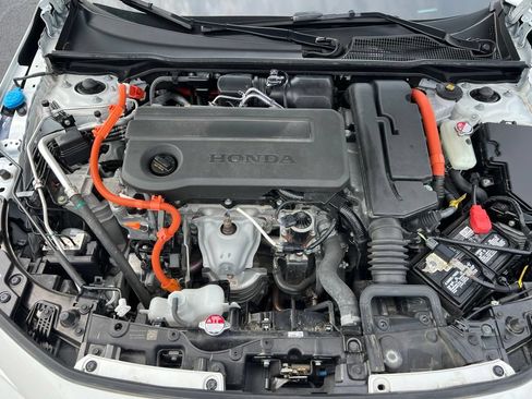 Certified 2025 Honda Civic Sport image 28
