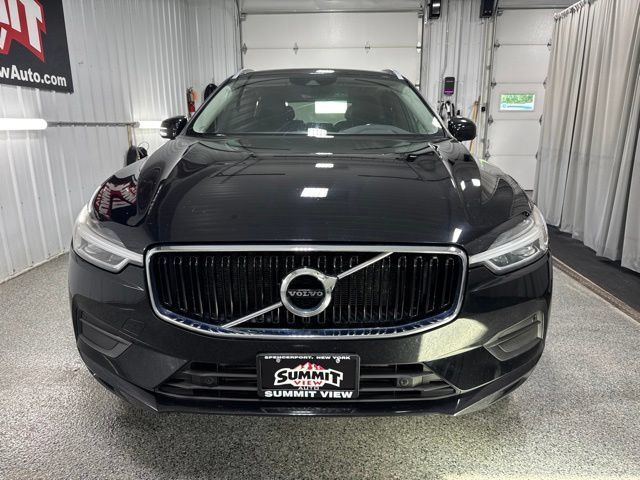 Used 2019 Volvo XC60 T5 Momentum w/ Multimedia Package AWD/4WD image 2