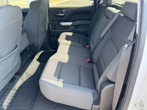 Used 2018 Chevrolet Silverado 1500 LT w/ All Star Edition AWD/4WD image 10