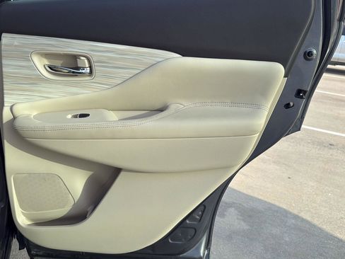 Used 2015 Nissan Murano SL w/ SL Technology Package image 42