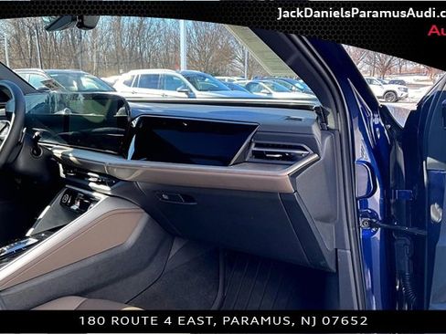 Used 2025 Audi Q5 Premium w/ Convenience Package image 14