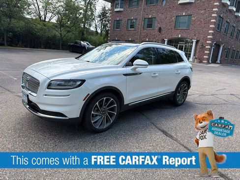 Used 2022 Lincoln Nautilus Reserve w/ Equipment Group 201A AWD/4WD image 2
