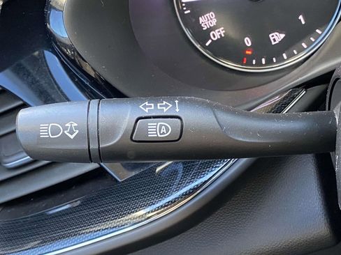 Used 2023 Buick Envision Essence image 21