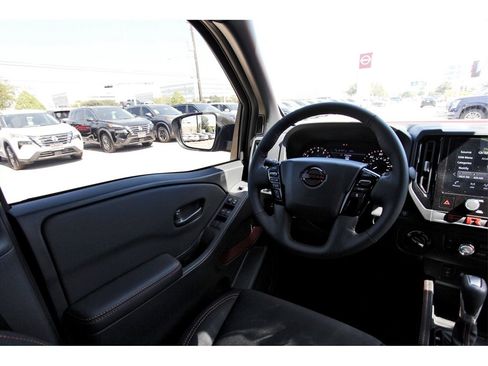 New 2026 Nissan Frontier PRO-4X w/ Pro-4x Convenience Package image 6