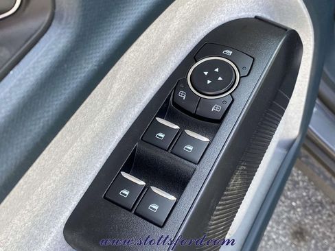 New 2026 Ford Maverick XLT image 18