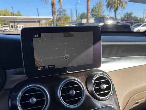 Used 2016 Mercedes-Benz GLC 300 image 17