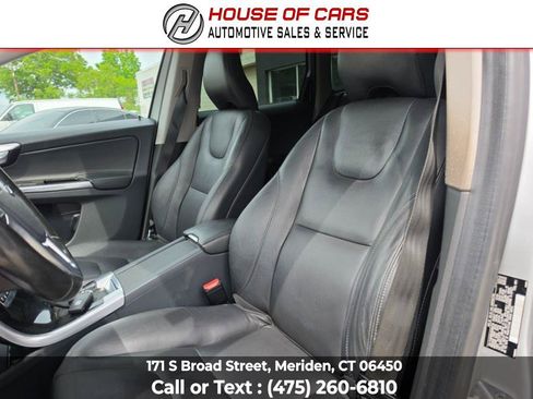 Used 2016 Volvo XC60 T5 Premier w/ Protection Package AWD/4WD image 37