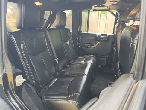 Used 2013 Jeep Wrangler Unlimited Sport AWD/4WD image 13