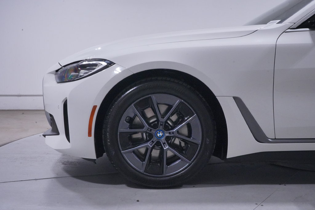 Used 2024 BMW i4 eDrive40 w/ Convenience Package RWD image 2