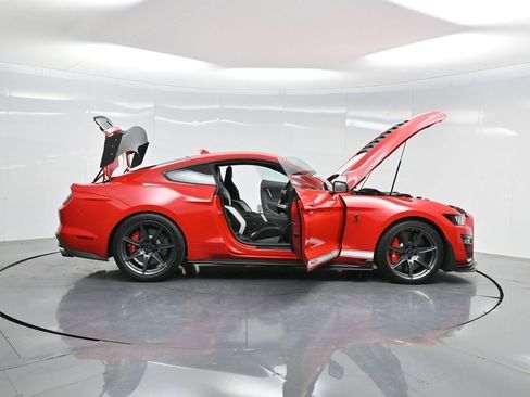Used 2020 Ford Mustang Shelby GT500 w/ Technology Package RWD image 44