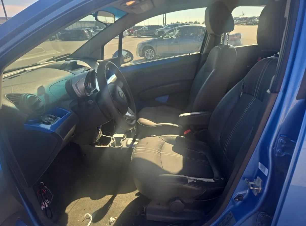 Used 2014 Chevrolet Spark LT FWD image 7
