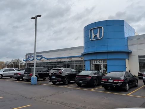 Used 2025 Jeep Compass Trailhawk image 29