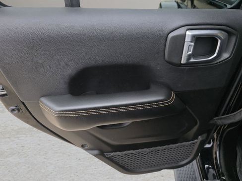 Used 2024 Jeep Wrangler Sahara w/ Safety Group image 39