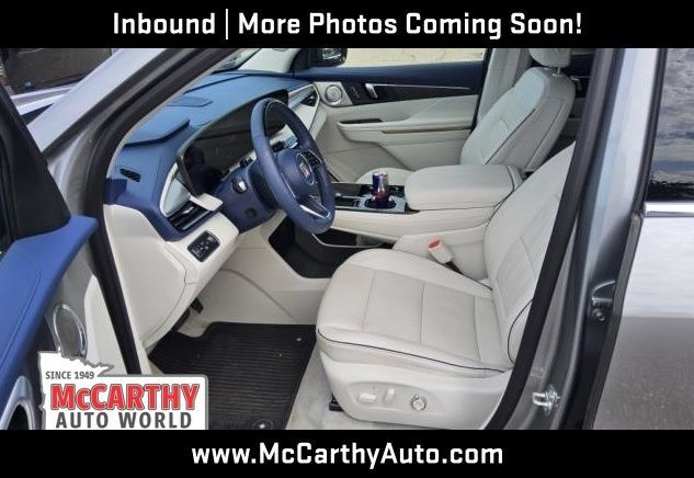 Used 2026 Buick Enclave Avenir AWD/4WD image 9