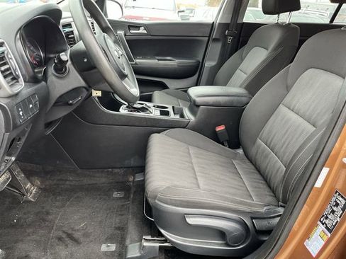 Used 2020 Kia Sportage LX AWD/4WD image 14