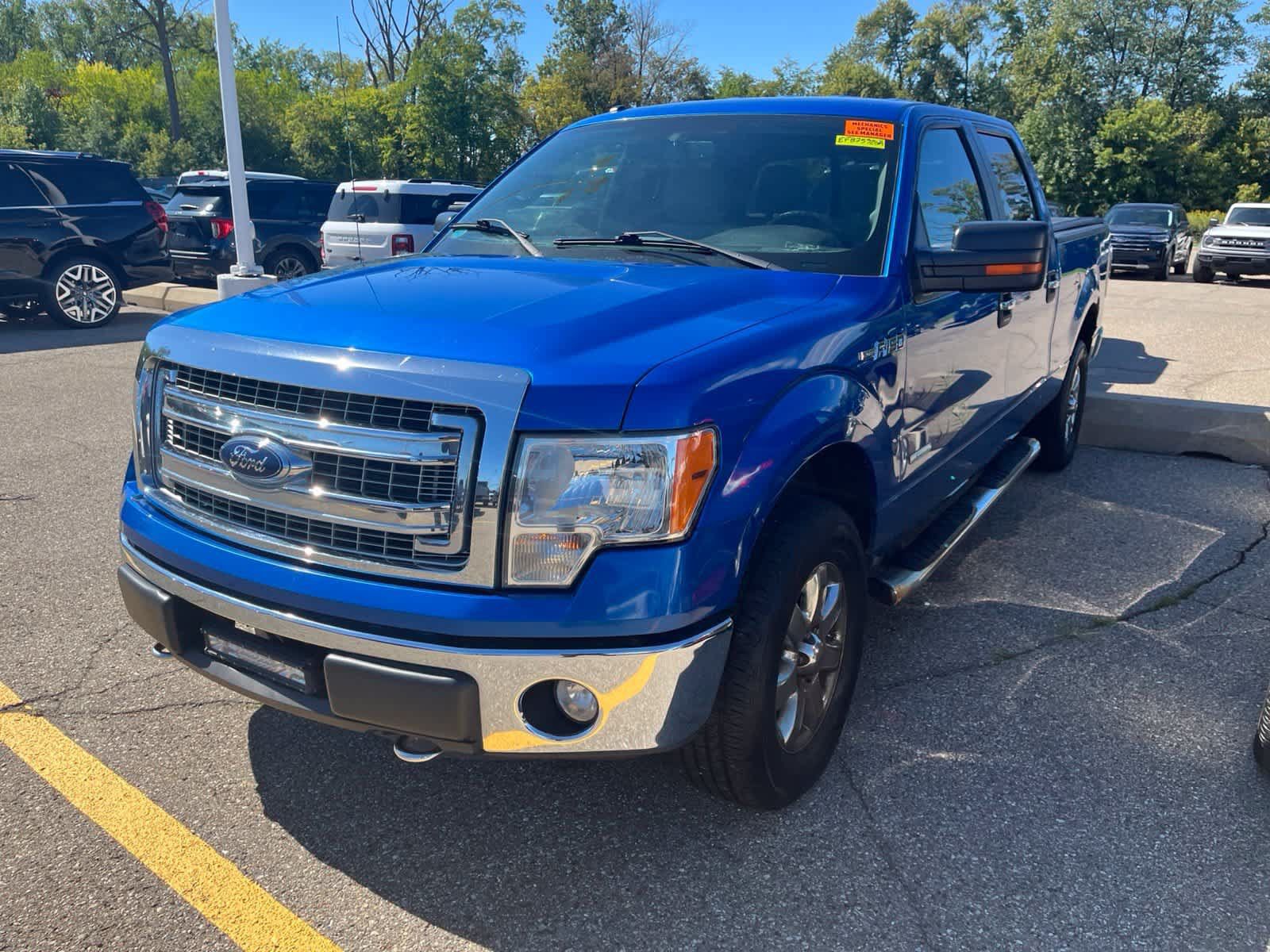 Used 2014 Ford F150 XLT w/ Equipment Group 302A Luxury AWD/4WD image 4
