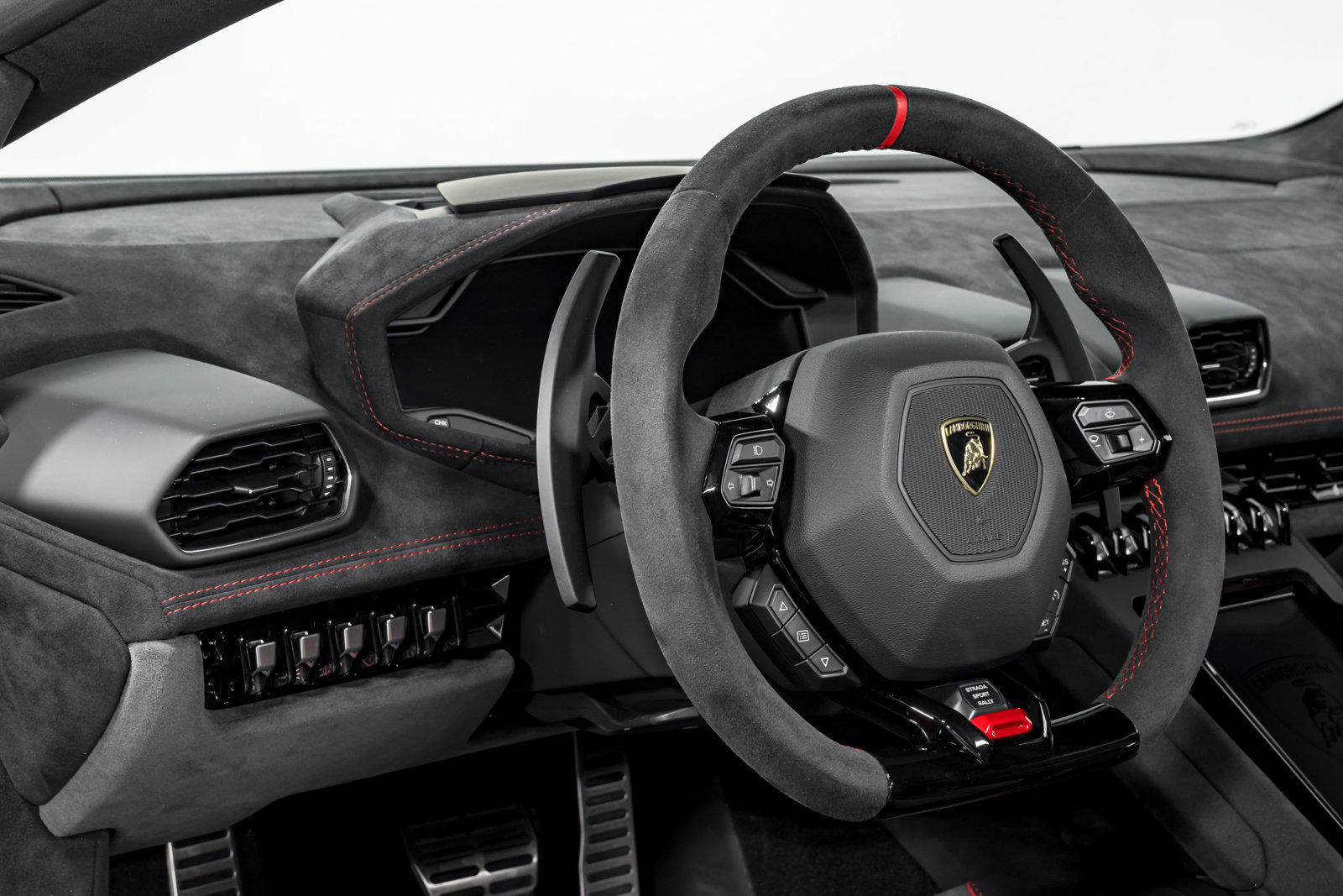 Used 2023 Lamborghini Huracan Sterrato AWD/4WD image 14