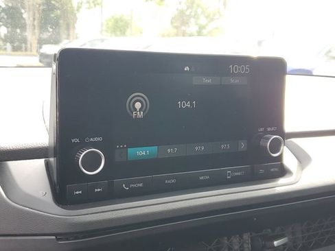 Used 2023 Honda Accord EX image 19