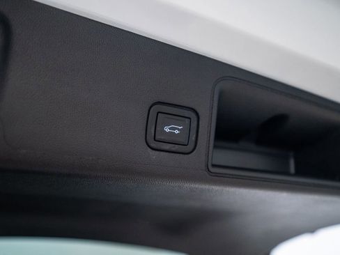 Used 2023 GMC Terrain Denali w/ Denali Premium Package image 44