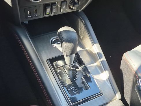 Used 2025 Mitsubishi Outlander Sport SE AWD/4WD image 20