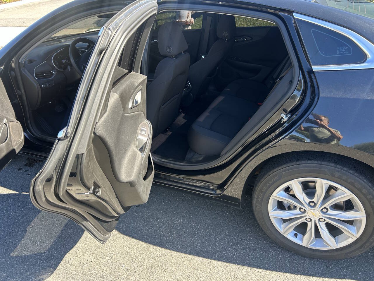 Used 2022 Chevrolet Malibu LT FWD image 6