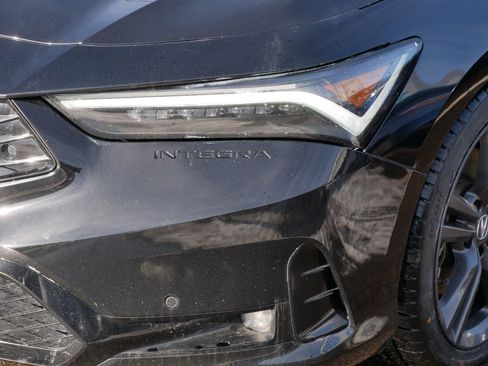Used 2023 Acura Integra A-Spec image 16