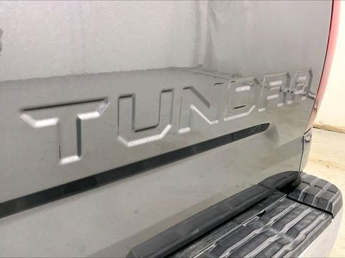 Used 2019 Toyota Tundra SR5 image 9